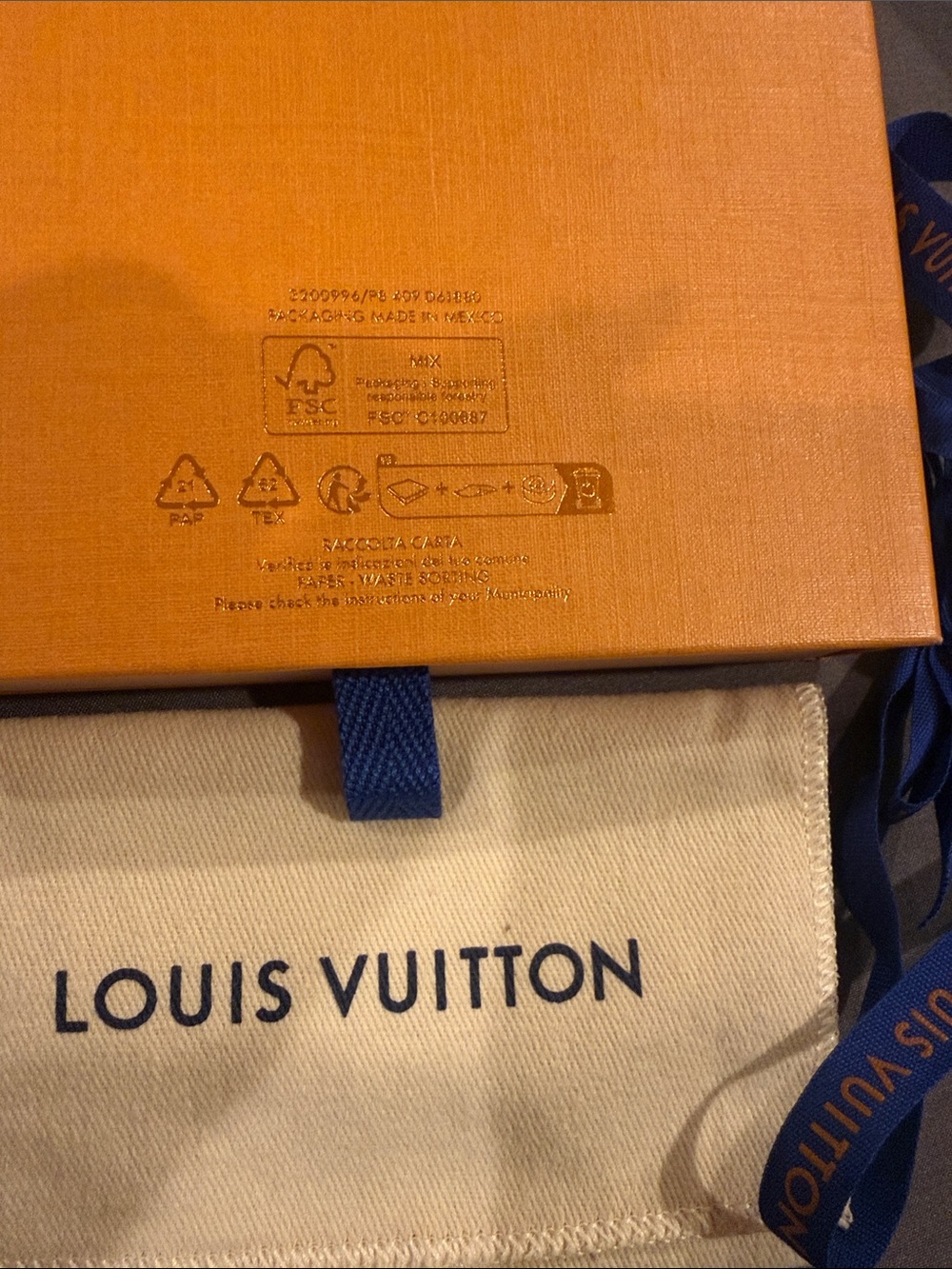Louis Vuitton Orange Box with Blue Logo Ribbon and Cream Dust Bag - Picture 3 of 3